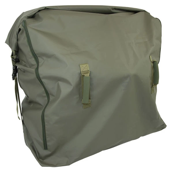 TRAKKER Downpour Roll-Up Bed Bag 1 TRAKKER Downpour Roll-Up Bed Bag