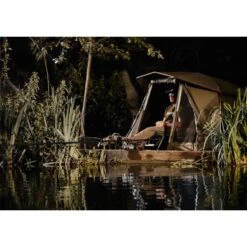 TRAKKER Tempest Brolly 100 Skull Cap -Trakker trakker tempest brolly 100 skull cap 2