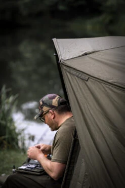 TRAKKER Tempest Brolly 100t Aquatexx Ev **NIEUW** 13 TRAKKER Tempest Brolly 100t Aquatexx Ev **NIEUW** -Trakker trakker tempest brolly 100t aquatexx ev nieuw 5